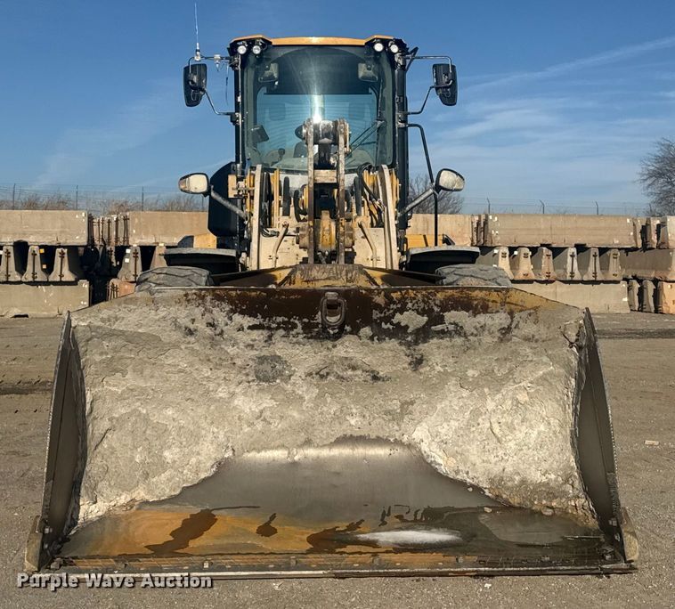 CARGADOR FRONTAL 2017 CATERPILLAR 938M