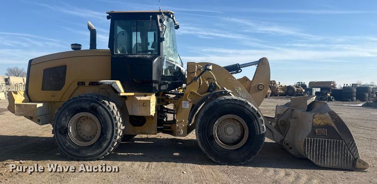 CARGADOR FRONTAL 2017 CATERPILLAR 938M