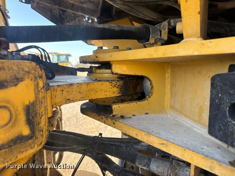 image for item DQ4244 2017 Caterpillar 938M wheel loader
