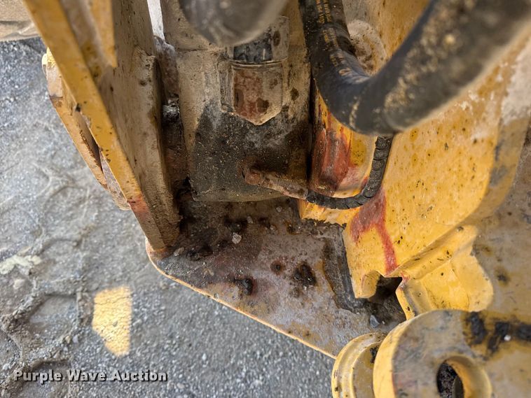 image for item DQ4244 2017 Caterpillar 938M wheel loader