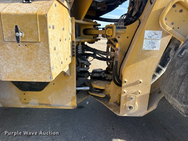 image for item DQ4244 2017 Caterpillar 938M wheel loader