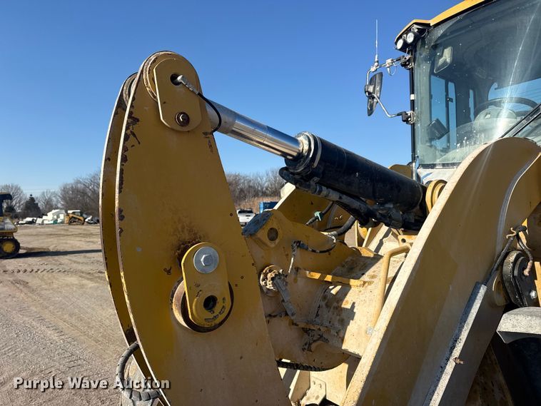 image for item DQ4244 2017 Caterpillar 938M wheel loader