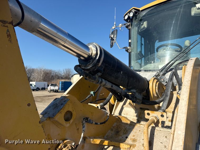 image for item DQ4244 2017 Caterpillar 938M wheel loader