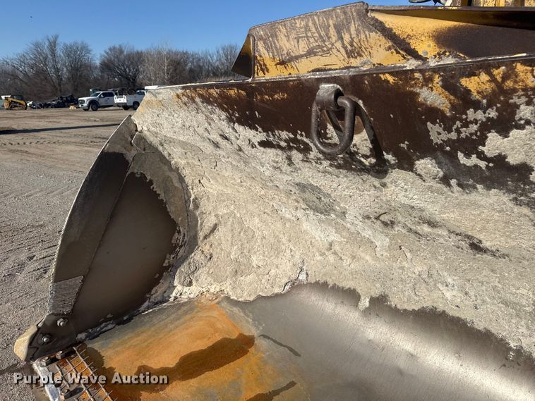 image for item DQ4244 2017 Caterpillar 938M wheel loader