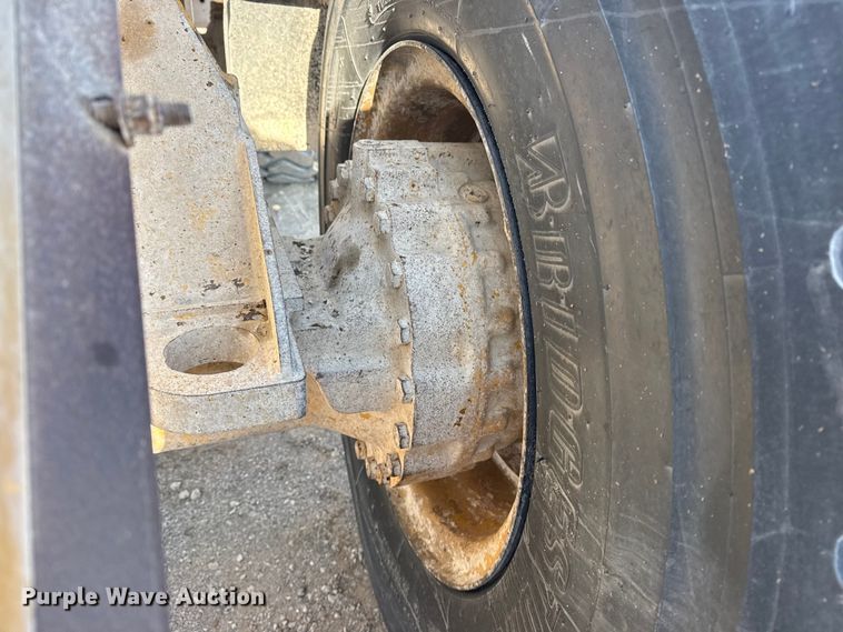 image for item DQ4244 2017 Caterpillar 938M wheel loader