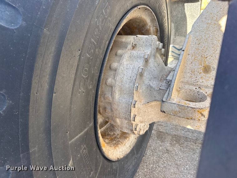 image for item DQ4244 2017 Caterpillar 938M wheel loader