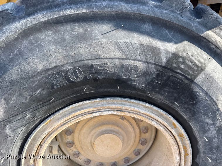 image for item DQ4244 2017 Caterpillar 938M wheel loader