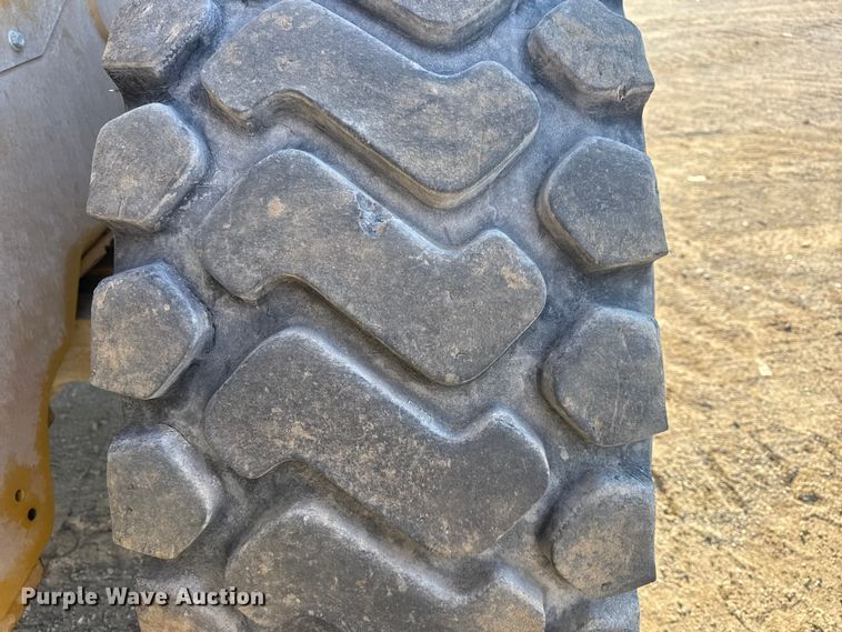 image for item DQ4244 2017 Caterpillar 938M wheel loader