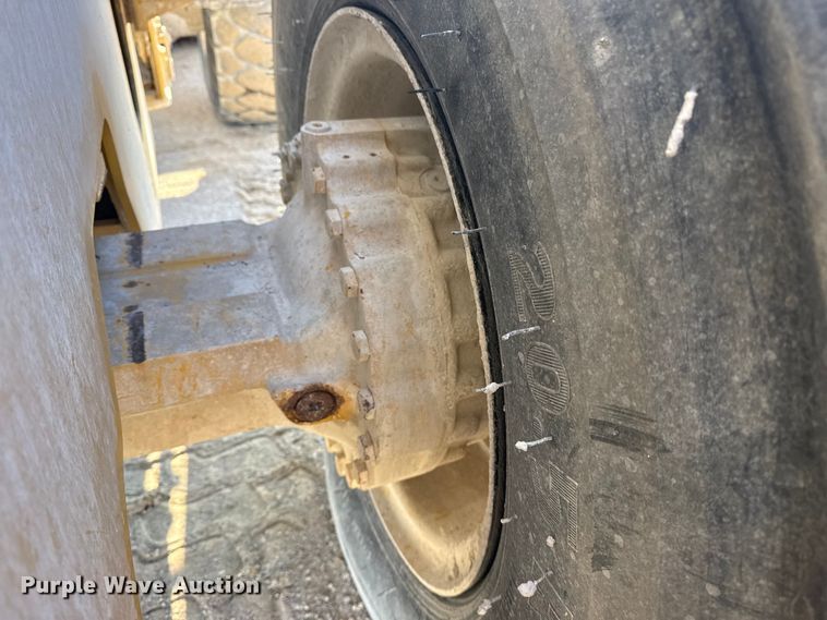 image for item DQ4244 2017 Caterpillar 938M wheel loader