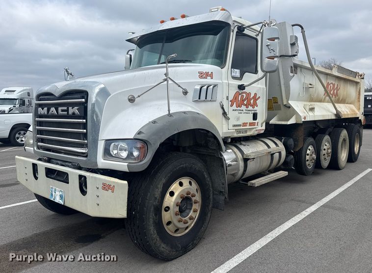 image for item DQ4246 2019 Mack Granite dump truck