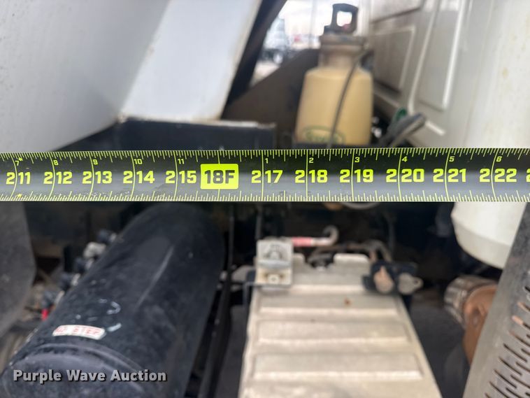 image for item DQ4246 2019 Mack Granite dump truck