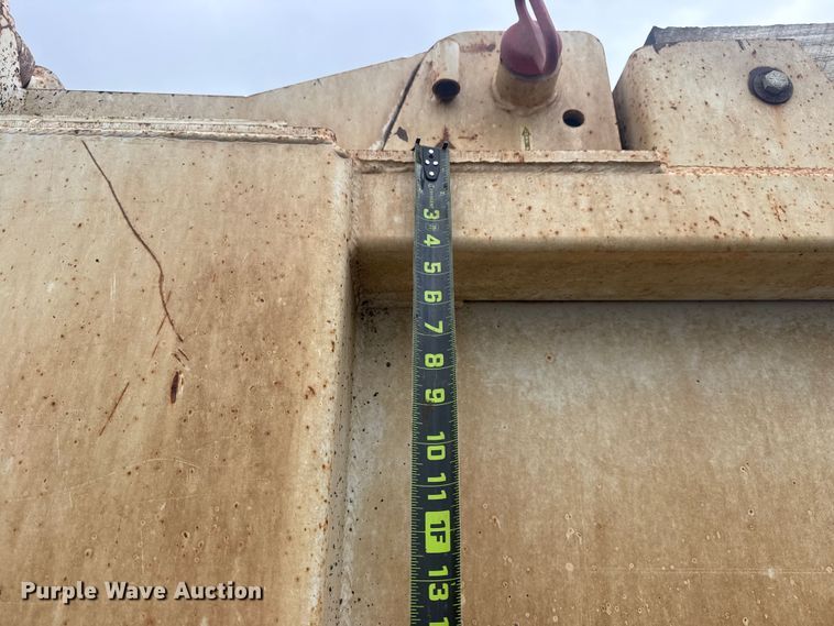 image for item DQ4246 2019 Mack Granite dump truck