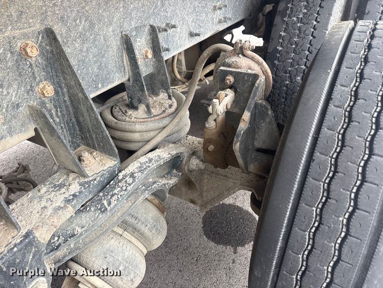 image for item DQ4246 2019 Mack Granite dump truck