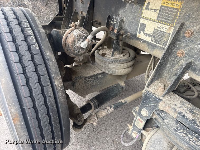 image for item DQ4246 2019 Mack Granite dump truck