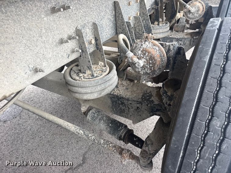 image for item DQ4246 2019 Mack Granite dump truck