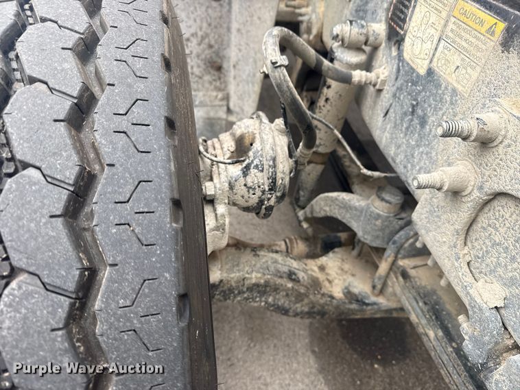 image for item DQ4246 2019 Mack Granite dump truck