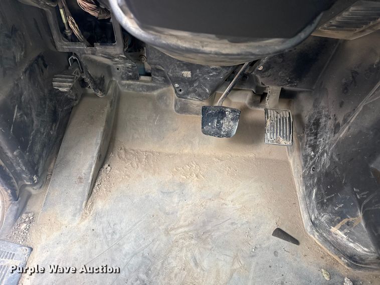 image for item DQ4246 2019 Mack Granite dump truck