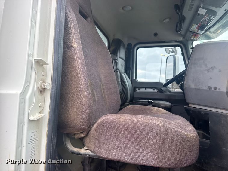 image for item DQ4246 2019 Mack Granite dump truck