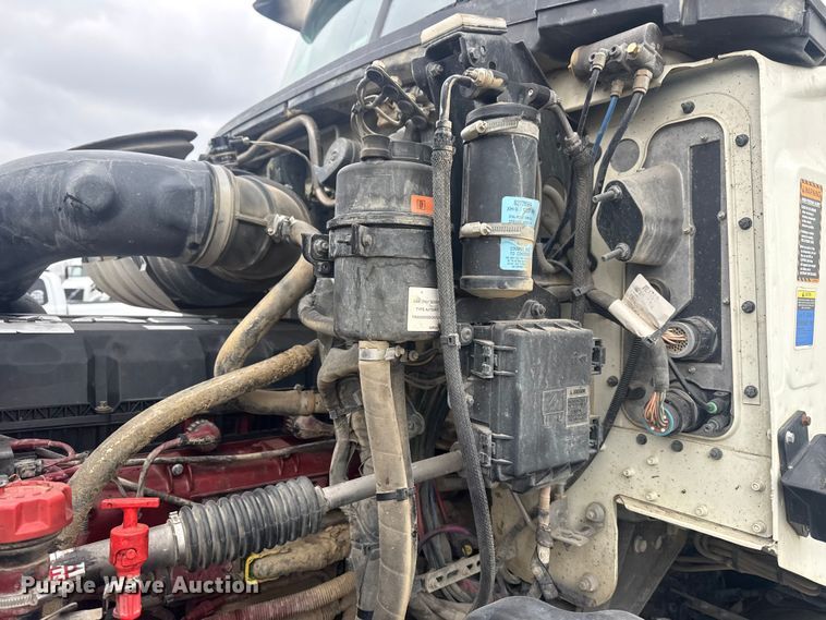 image for item DQ4246 2019 Mack Granite dump truck