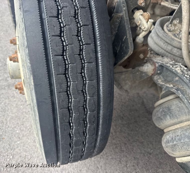 image for item DQ4246 2019 Mack Granite dump truck