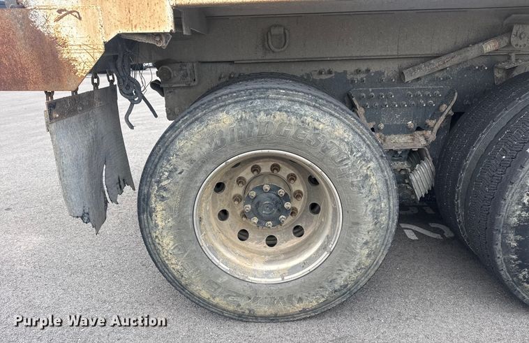 image for item DQ4246 2019 Mack Granite dump truck