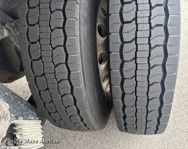 image for item DQ4246 2019 Mack Granite dump truck