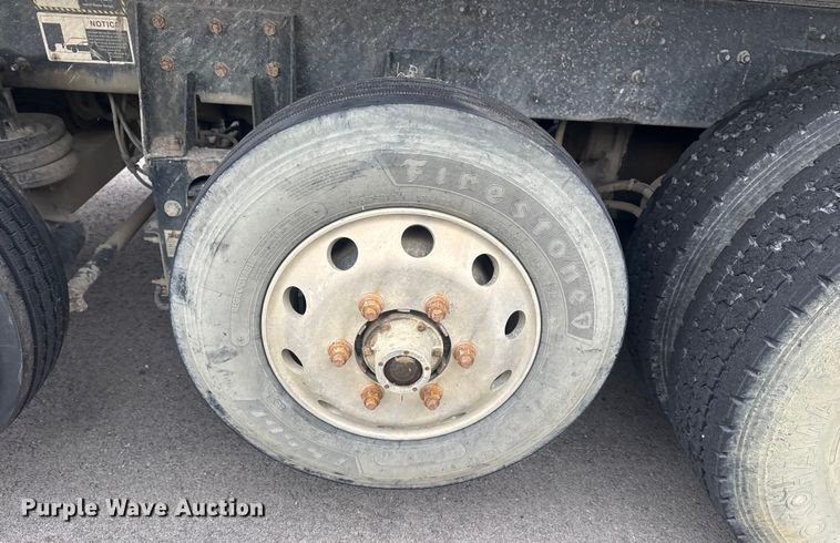 image for item DQ4246 2019 Mack Granite dump truck