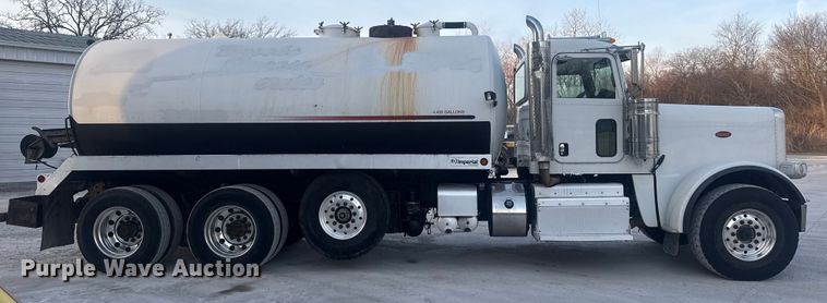 image for item DQ4254 2012 Peterbilt 388 vacuum truck