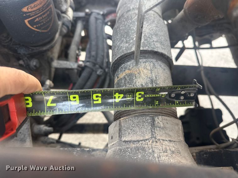 image for item DQ4254 2012 Peterbilt 388 vacuum truck