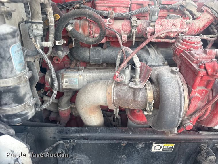 image for item DQ4254 2012 Peterbilt 388 vacuum truck