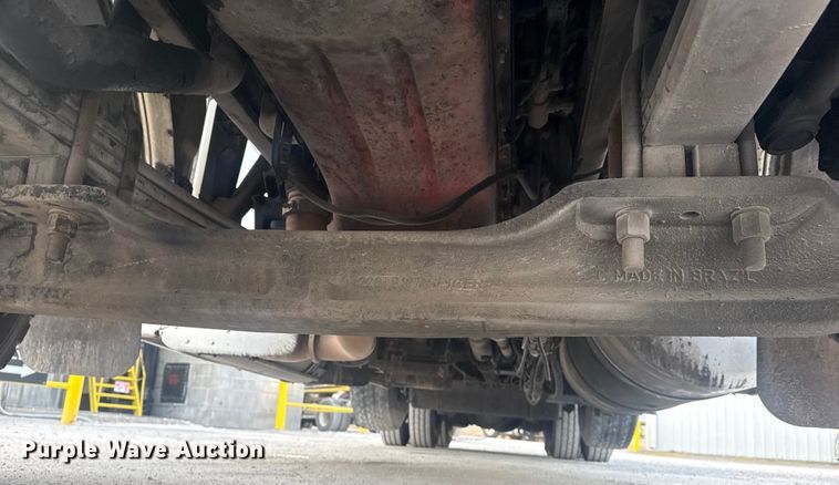 image for item DQ4254 2012 Peterbilt 388 vacuum truck