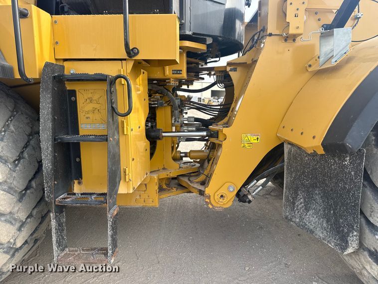 image for item DQ4342 2017 Caterpillar 982M wheel loader