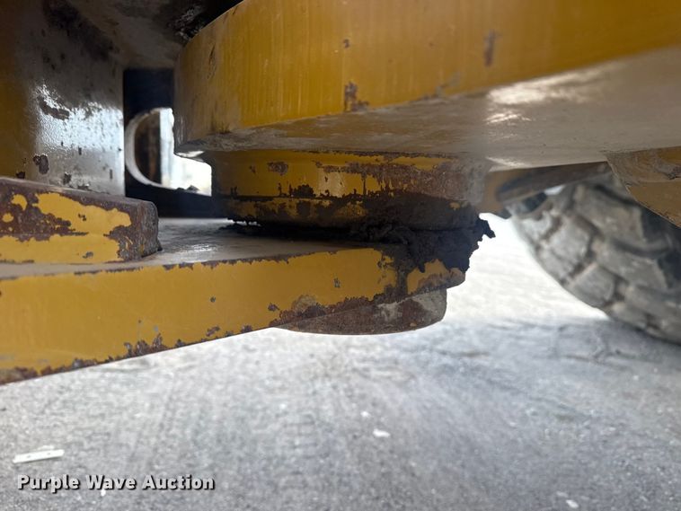 image for item DQ4342 2017 Caterpillar 982M wheel loader