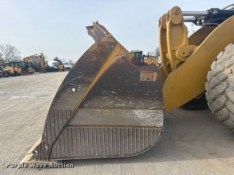 image for item DQ4342 2017 Caterpillar 982M wheel loader