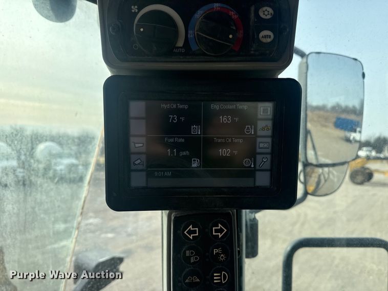 image for item DQ4342 2017 Caterpillar 982M wheel loader