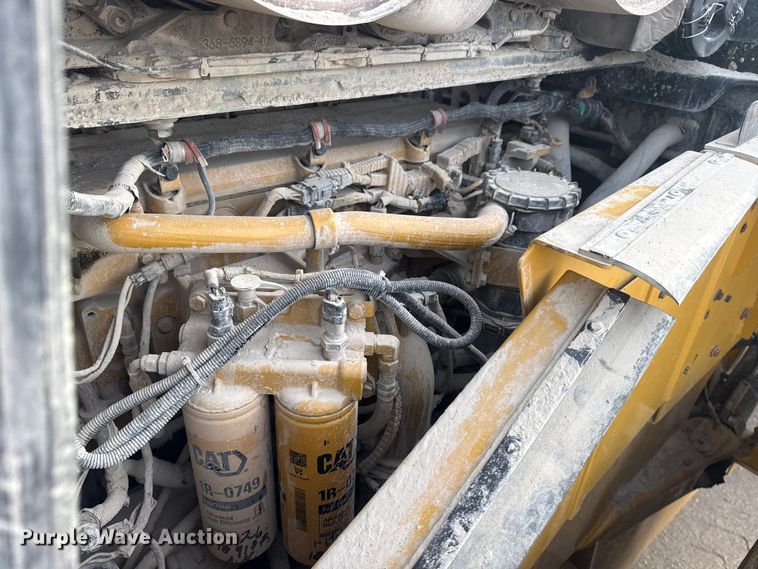 image for item DQ4342 2017 Caterpillar 982M wheel loader