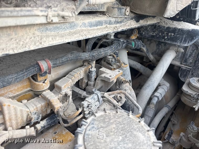 image for item DQ4342 2017 Caterpillar 982M wheel loader