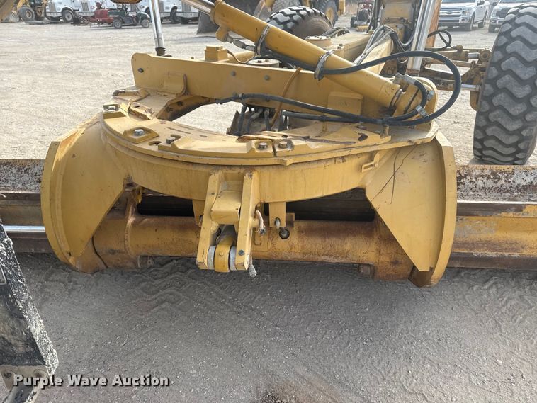 image for item DQ4343 2009 Caterpillar 160M motor grader