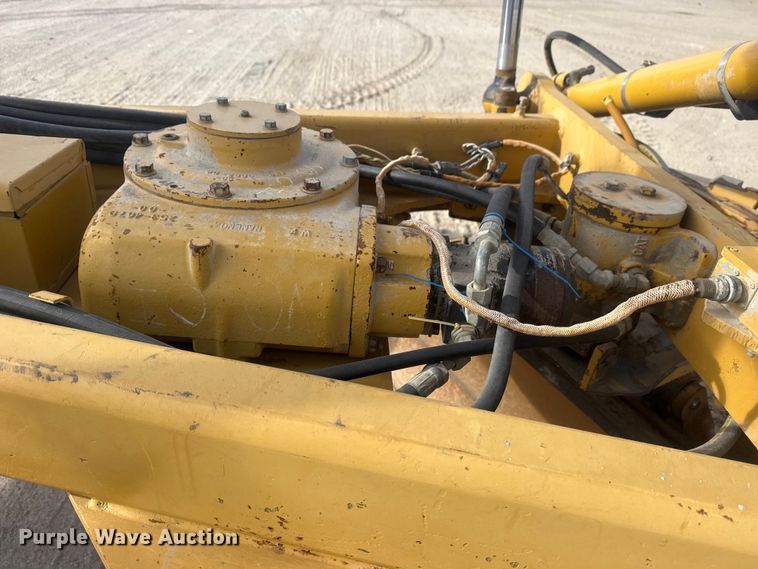 image for item DQ4343 2009 Caterpillar 160M motor grader