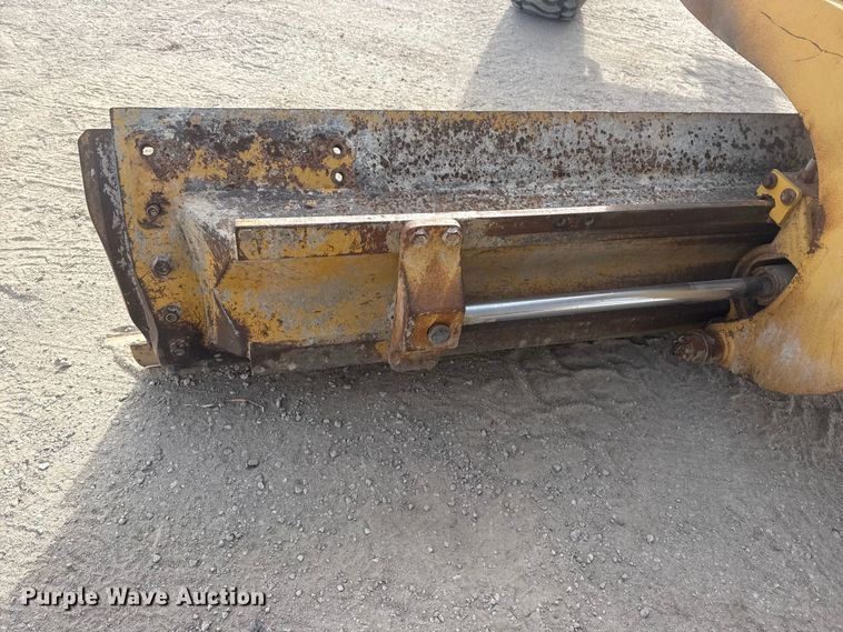 image for item DQ4343 2009 Caterpillar 160M motor grader