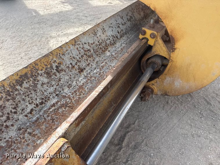 image for item DQ4343 2009 Caterpillar 160M motor grader