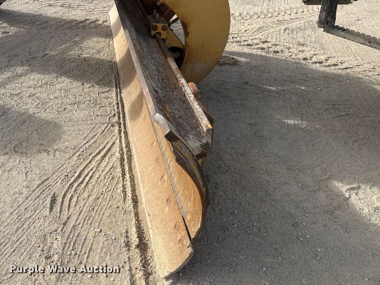 image for item DQ4343 2009 Caterpillar 160M motor grader