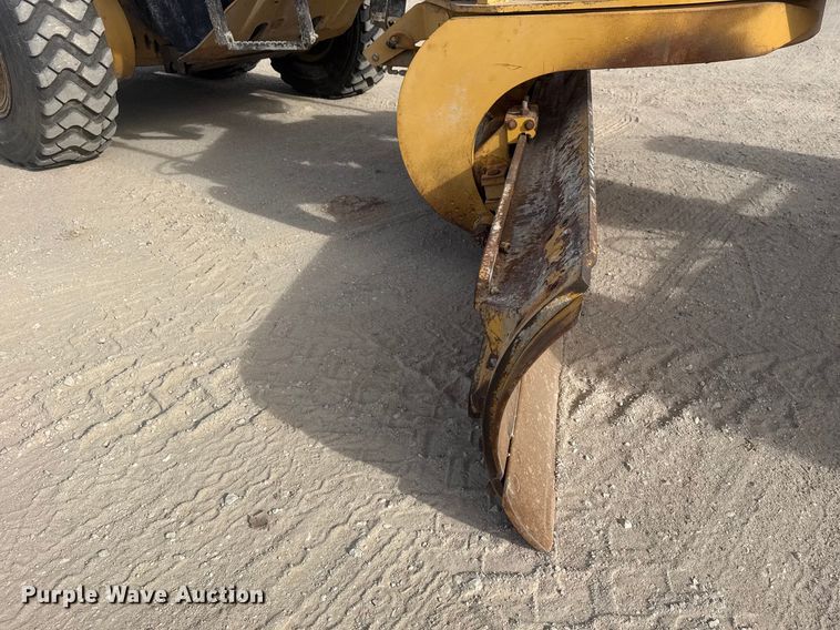 image for item DQ4343 2009 Caterpillar 160M motor grader