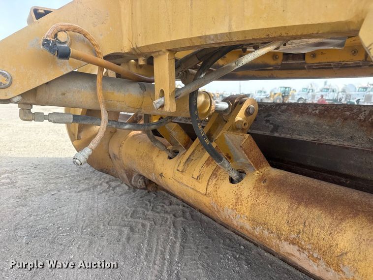 image for item DQ4343 2009 Caterpillar 160M motor grader