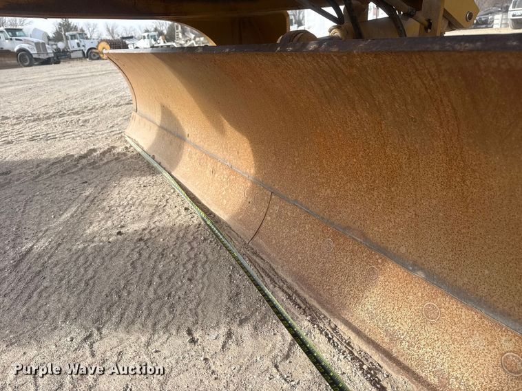 image for item DQ4343 2009 Caterpillar 160M motor grader