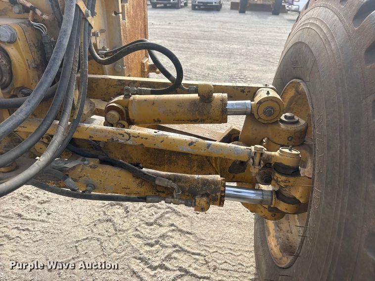 image for item DQ4343 2009 Caterpillar 160M motor grader