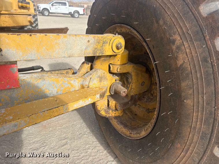 image for item DQ4343 2009 Caterpillar 160M motor grader