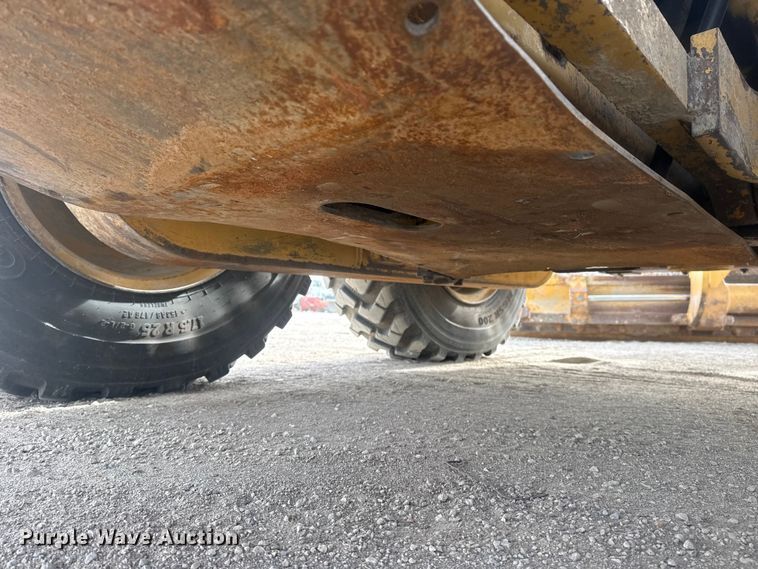 image for item DQ4343 2009 Caterpillar 160M motor grader