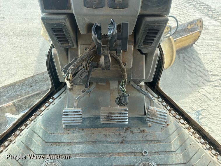 image for item DQ4343 2009 Caterpillar 160M motor grader