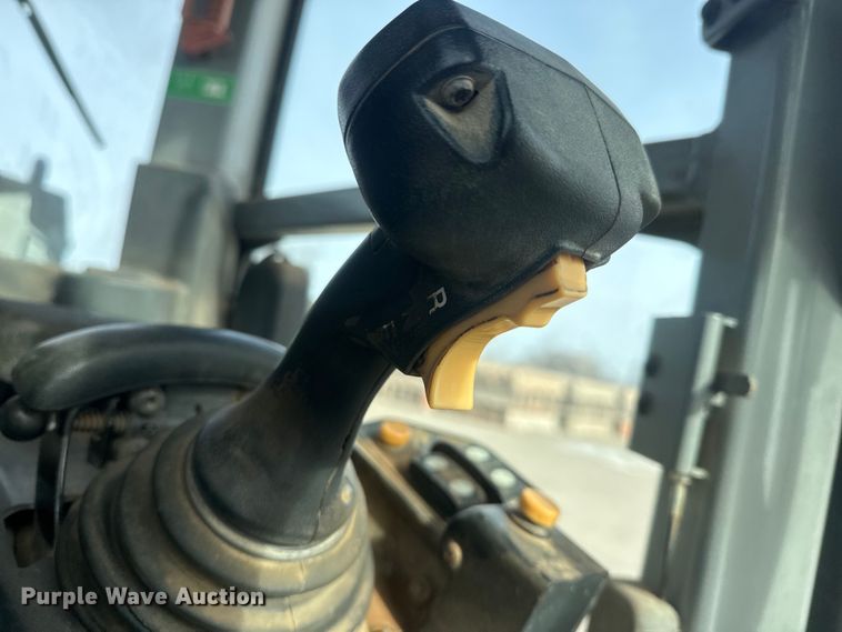 image for item DQ4343 2009 Caterpillar 160M motor grader